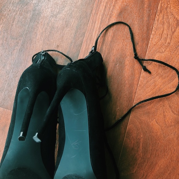 Black Lace Up ShoeDazzle Heels Size 8.5 - Picture 5 of 6